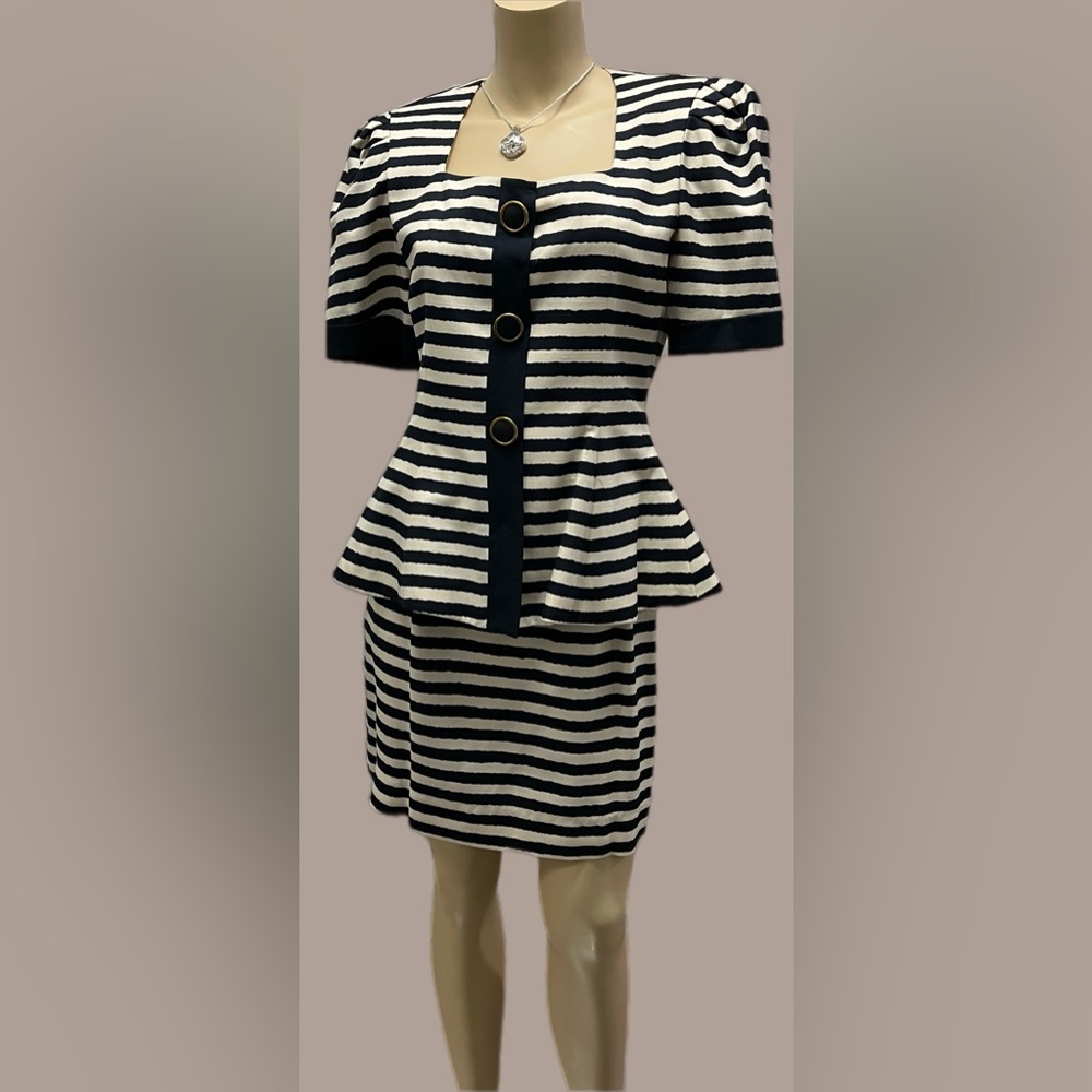 Vintage Gillian Silk Black and White Striped Skirt Set. Fully lined.
